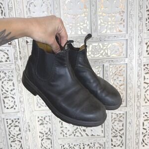 Blundstone Black Leather Chelsea Boots Woman's Slip-On Size 3-AU/6-US
